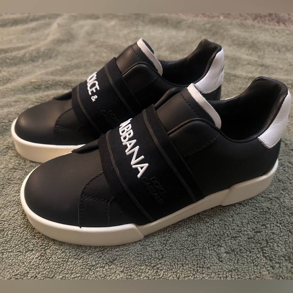 Dolce & Gabbana Black Sneakers with White Accents